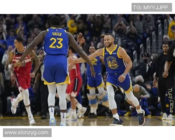 勇士与热火常规赛精彩对决回顾及赛季展望分析