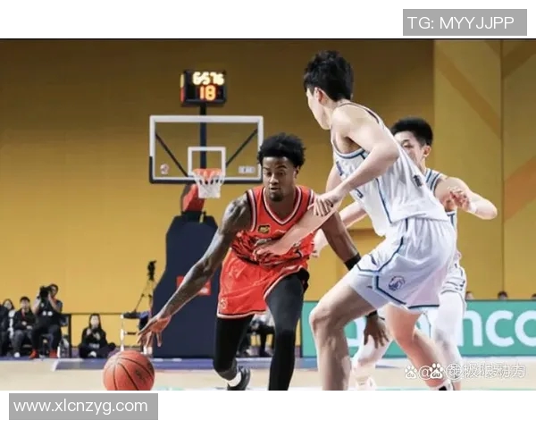 2014年CBA季后赛北京队与广州队激战回顾与精彩瞬间分析