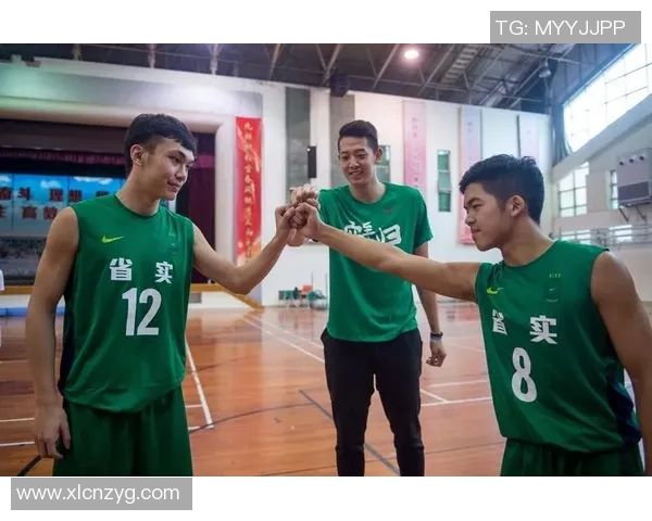 沈梓捷：从青涩少年到篮球新星的成长之路与奋斗故事