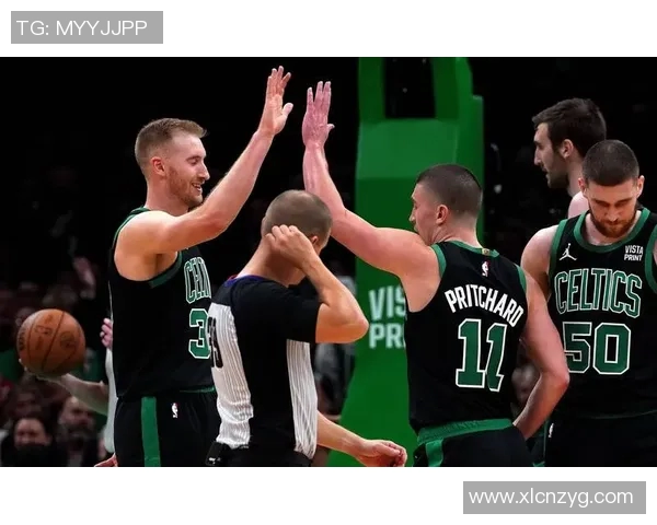 活塞与凯尔特人激战12月16日球迷期待精彩对决与精彩瞬间